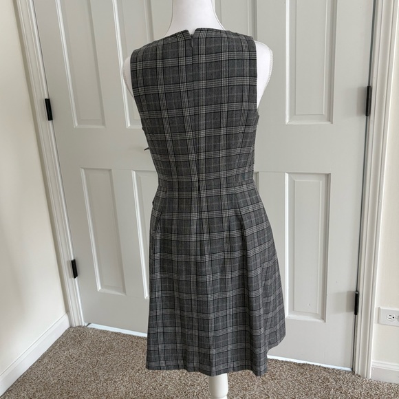 Banana Republic Gray Plaid Sleeveless Midi Dress - Picture 3 of 3